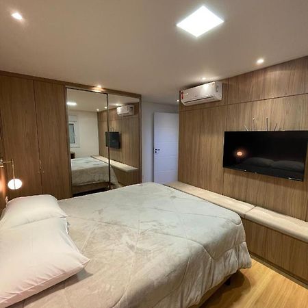 Apartamento Espetacular, 2 Suites, A 30M Da Rua Coberta กรามาโด ภายนอก รูปภาพ