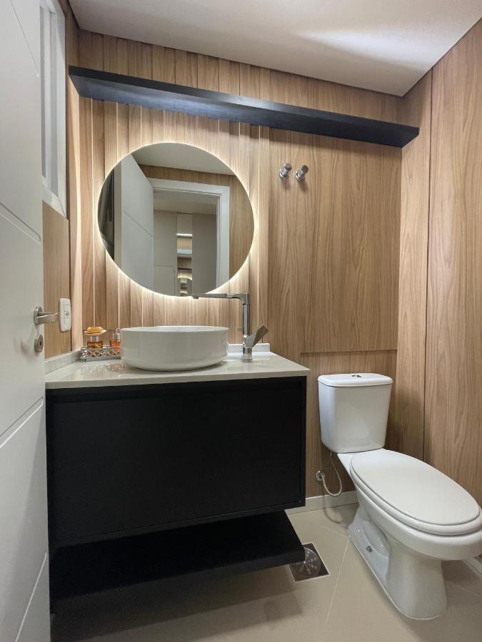 Apartamento Espetacular, 2 Suites, A 30M Da Rua Coberta กรามาโด ภายนอก รูปภาพ