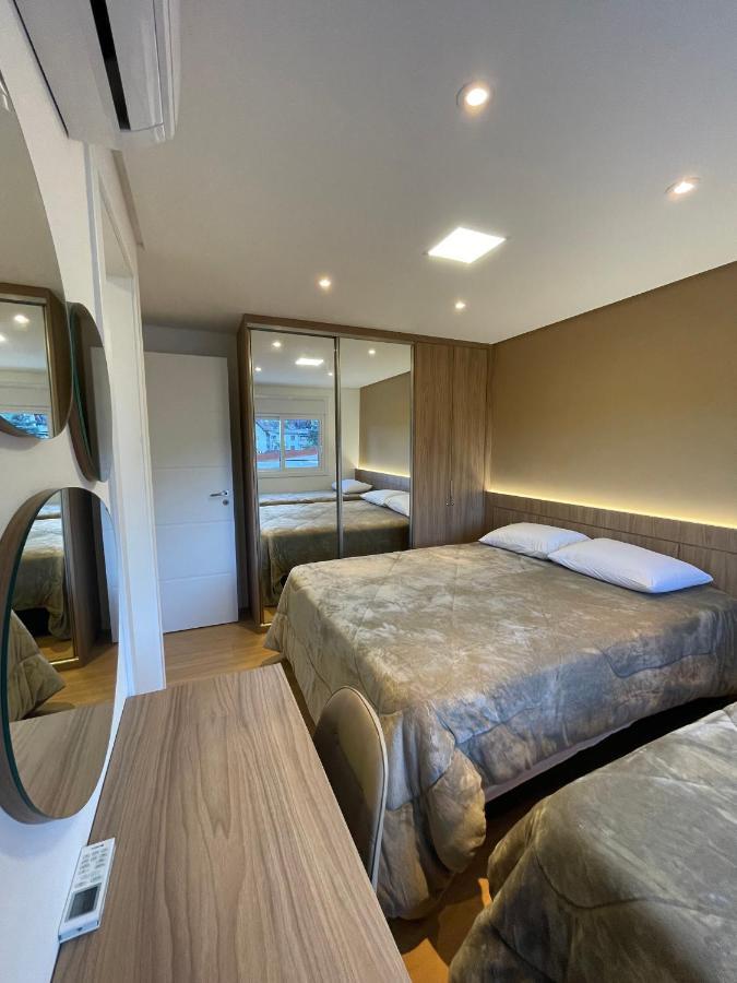 Apartamento Espetacular, 2 Suites, A 30M Da Rua Coberta กรามาโด ภายนอก รูปภาพ