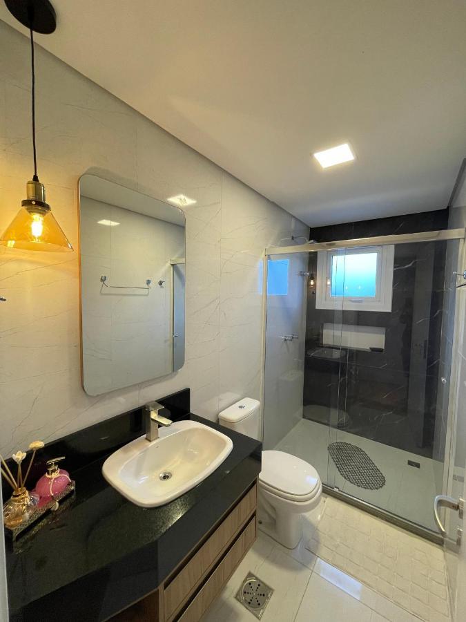 Apartamento Espetacular, 2 Suites, A 30M Da Rua Coberta กรามาโด ภายนอก รูปภาพ